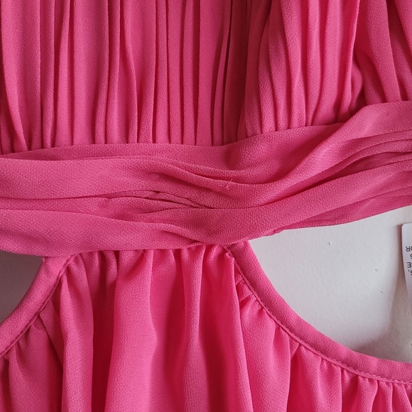 Ieena for Mac Duggal,  Tiered Ruffle Pleated High Neck Gown, HotPink, Size 6,NWT - Picture 16 of 16